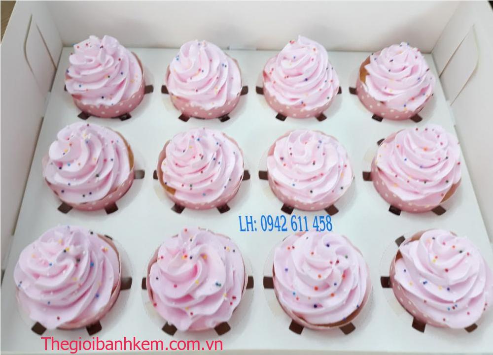 Bánh cupcake CC32